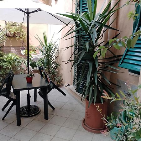 Il Piccolo Eden - Private Garden Apartment ลีวอร์โน ภายนอก รูปภาพ