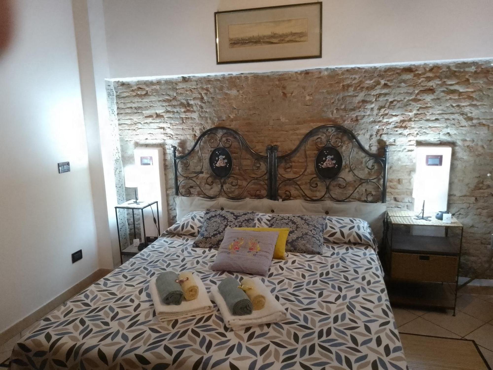 Il Piccolo Eden - Private Garden Apartment ลีวอร์โน ภายนอก รูปภาพ