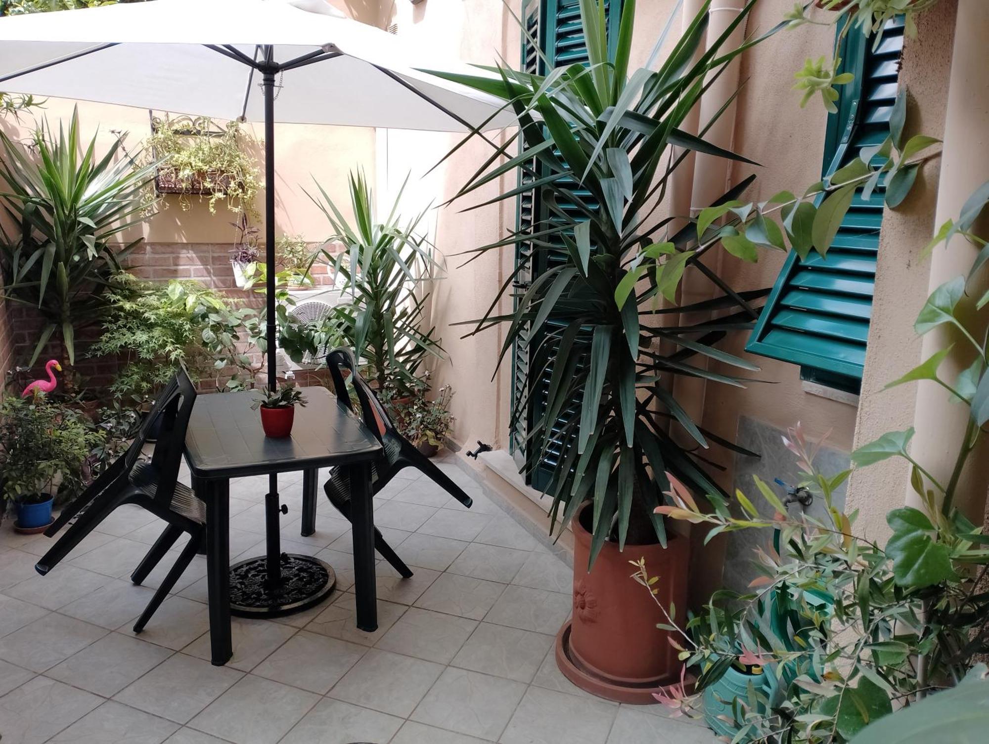 Il Piccolo Eden - Private Garden Apartment ลีวอร์โน ภายนอก รูปภาพ